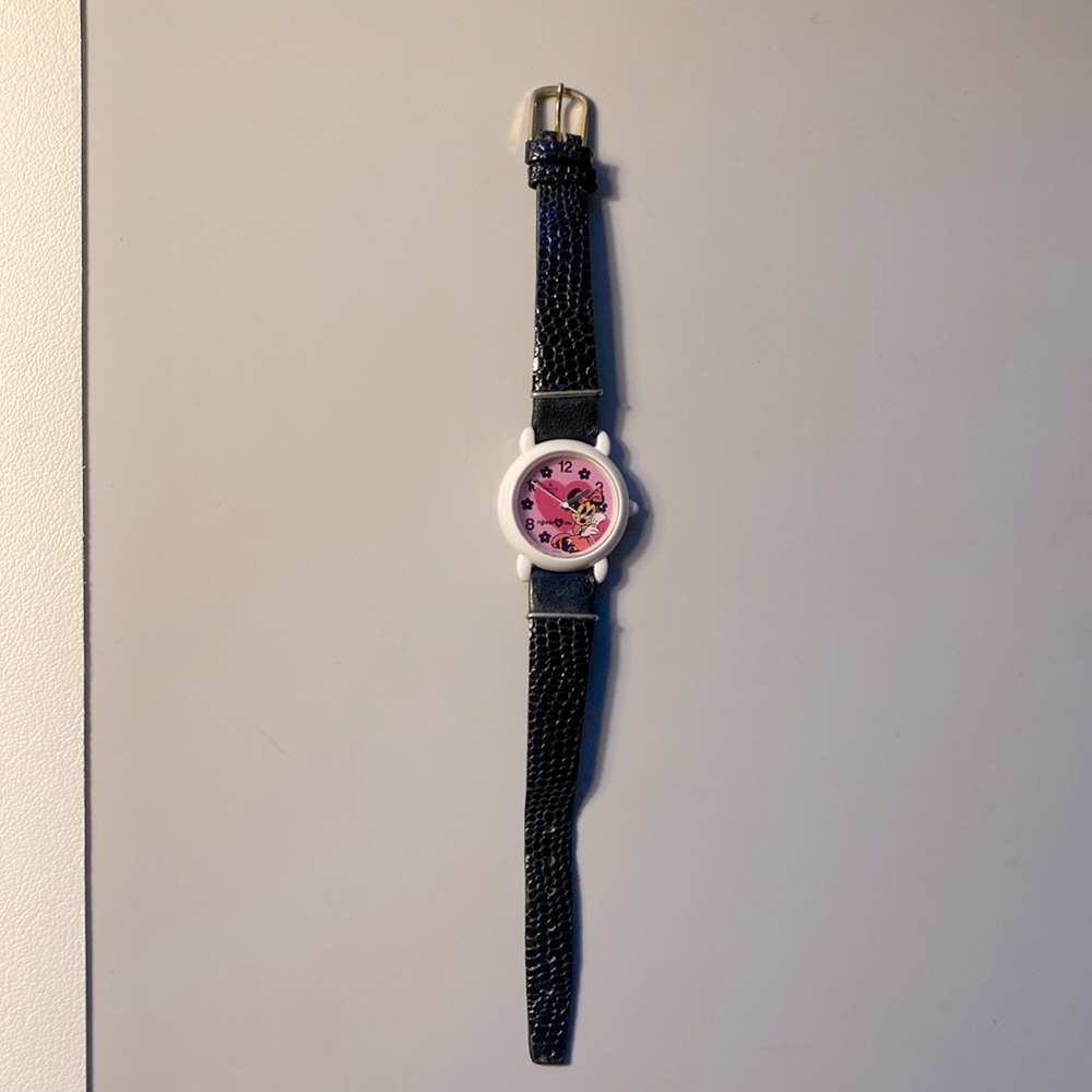 Vintage early 90s Minnie Mouse Watch